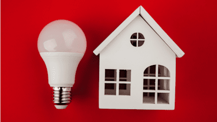 hero-homepage-tip-energy-prices-in-crisis-light-bulb-house.png