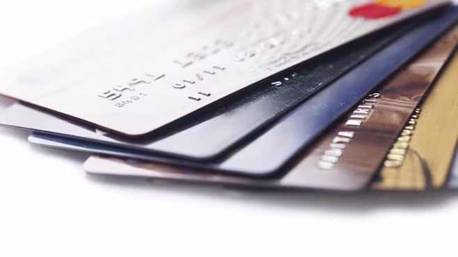 hero-cardsandloans-min-repayment-credit-cards.jpg