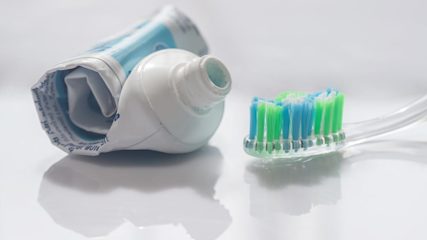 hero-toothpaste-household-hacks.jpg