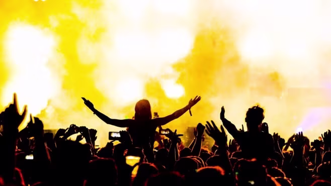hero-dealsand-vouchers-festivals.jpg