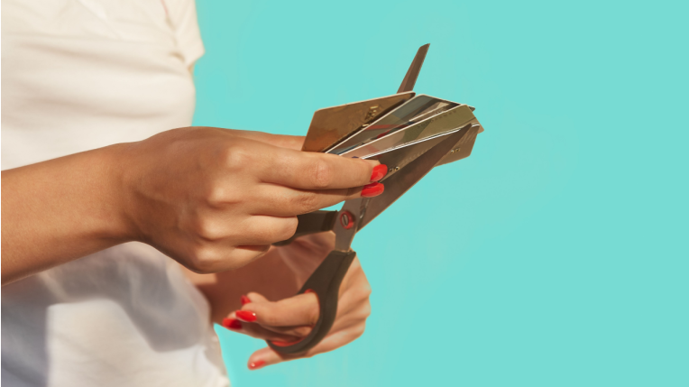 How to cancel a credit card. 