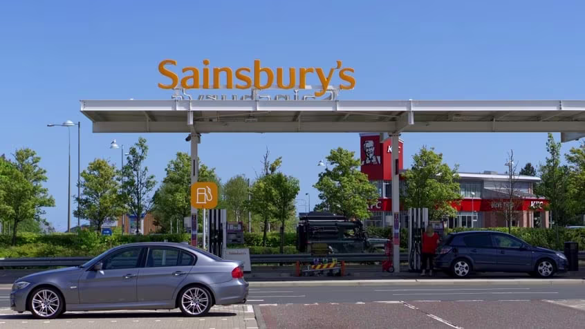 hero-homepage-sainsburys-fuel-petrol-diesel-forecourt.jpg