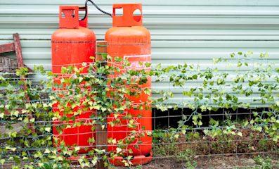lpg-bottles-hero.jpg