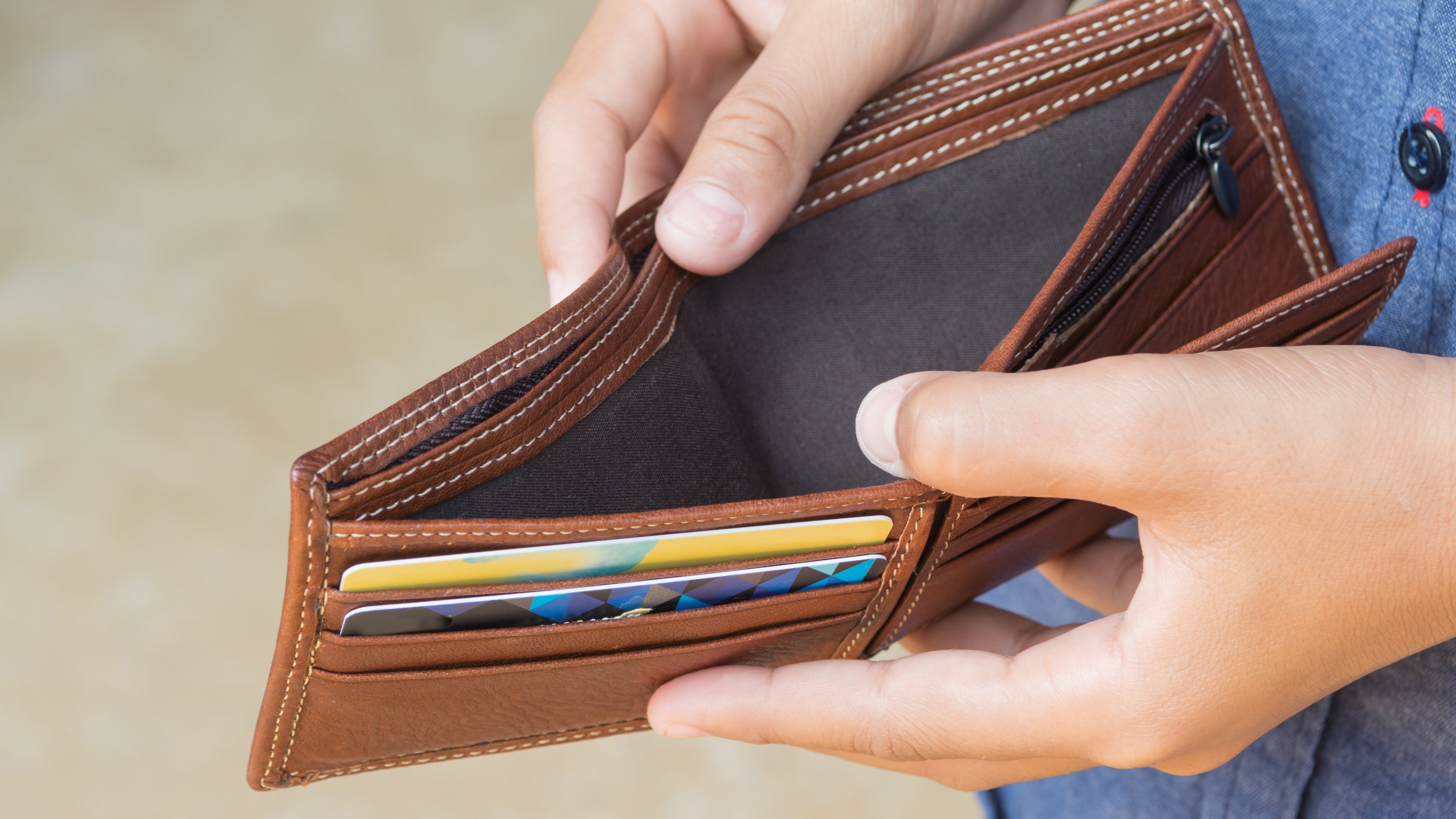 empty-wallet.jpg