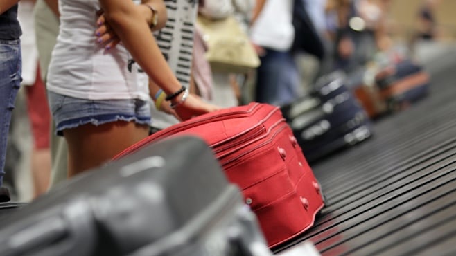 lost luggage auctions