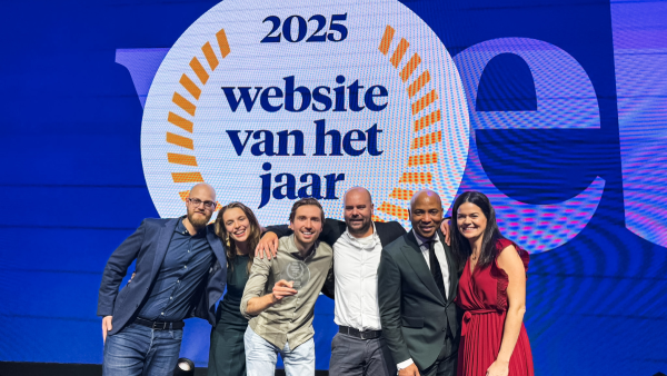 Website van het jaar 2025 award show winnaars homeQgo