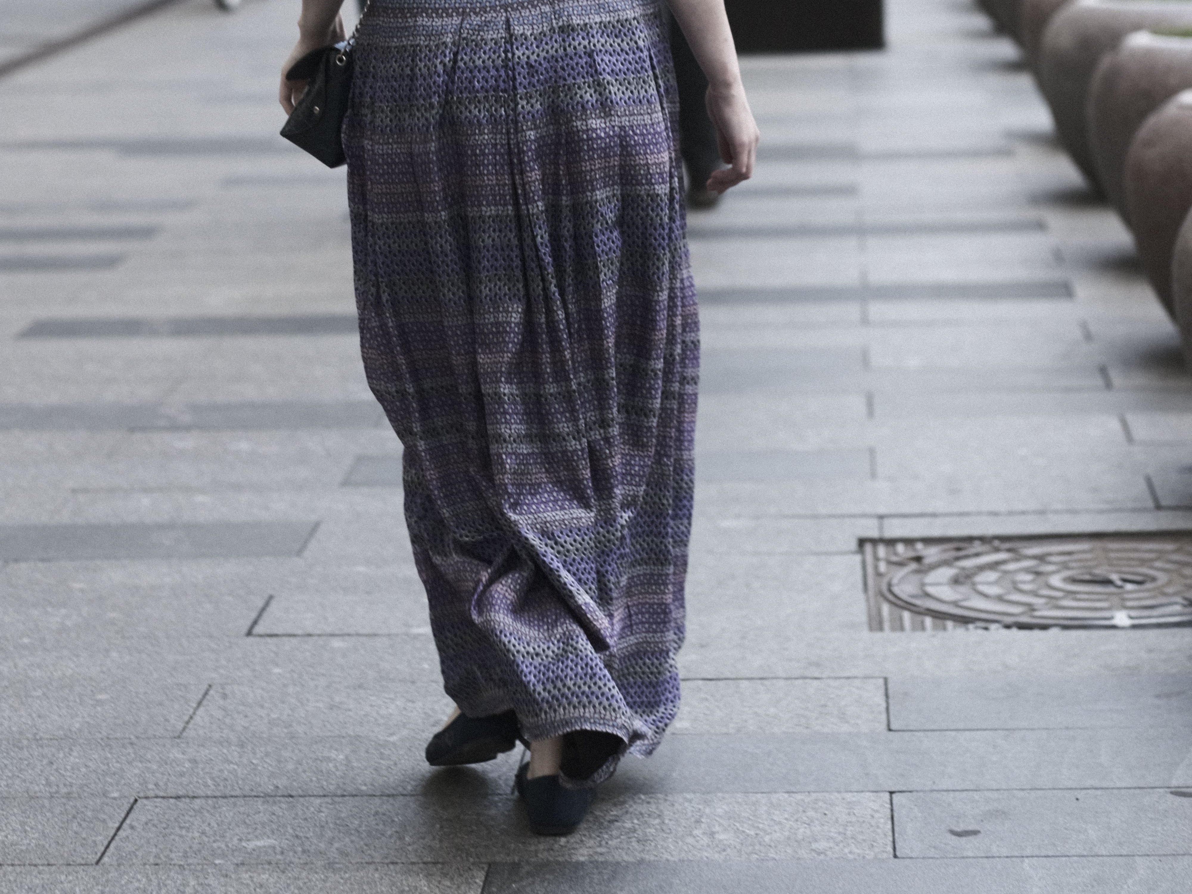 ARTICLE_QUELLE_CHAUSSURE_AVEC_JUPE_LONGUE_listing