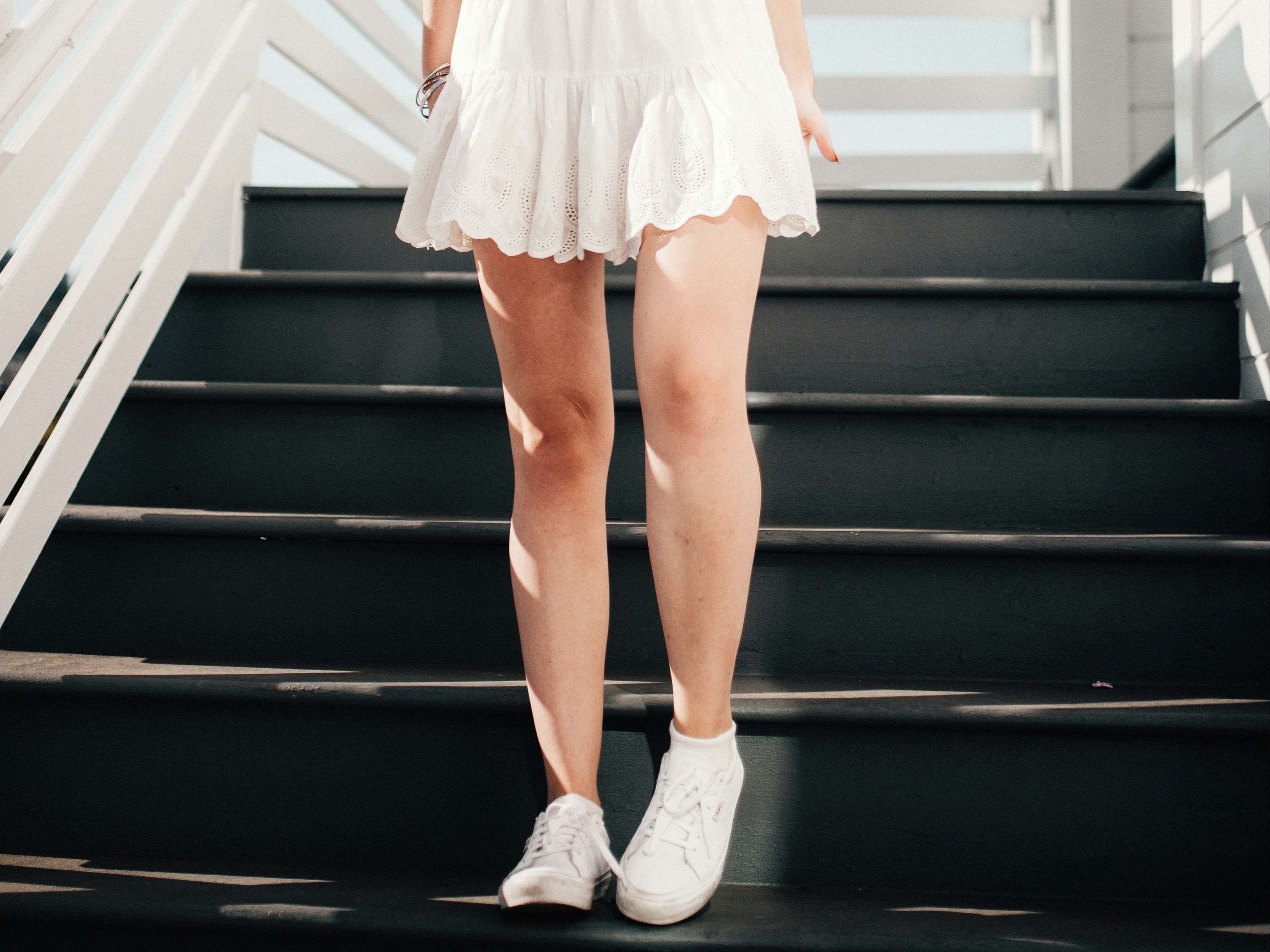 ARTICLE_QUELLE_CHAUSSURE_AVEC_ROBE_listing