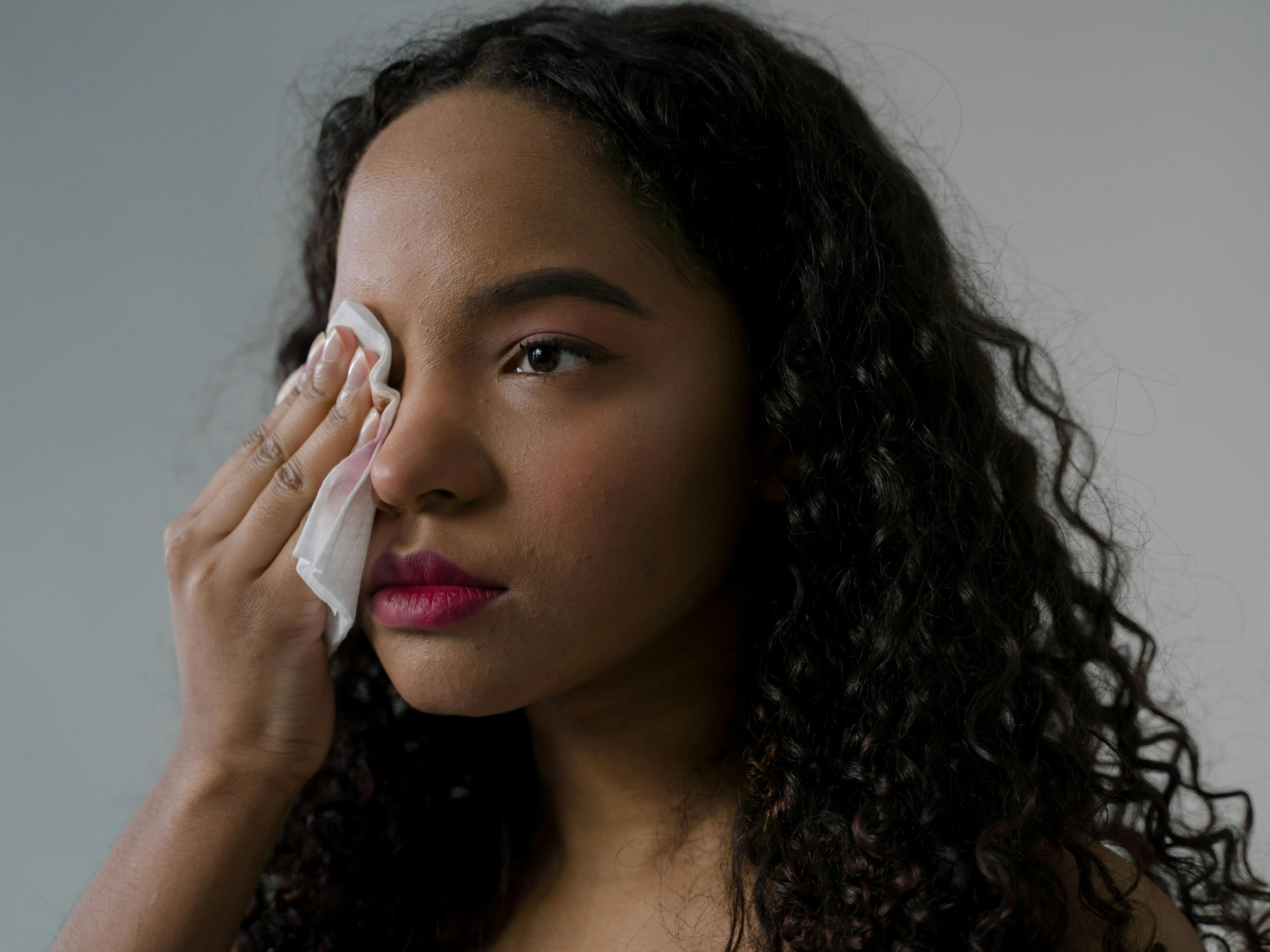 ARTICLE_COMMENT_ENLEVER_DU_MAQUILLAGE_WATERPROOF_listing