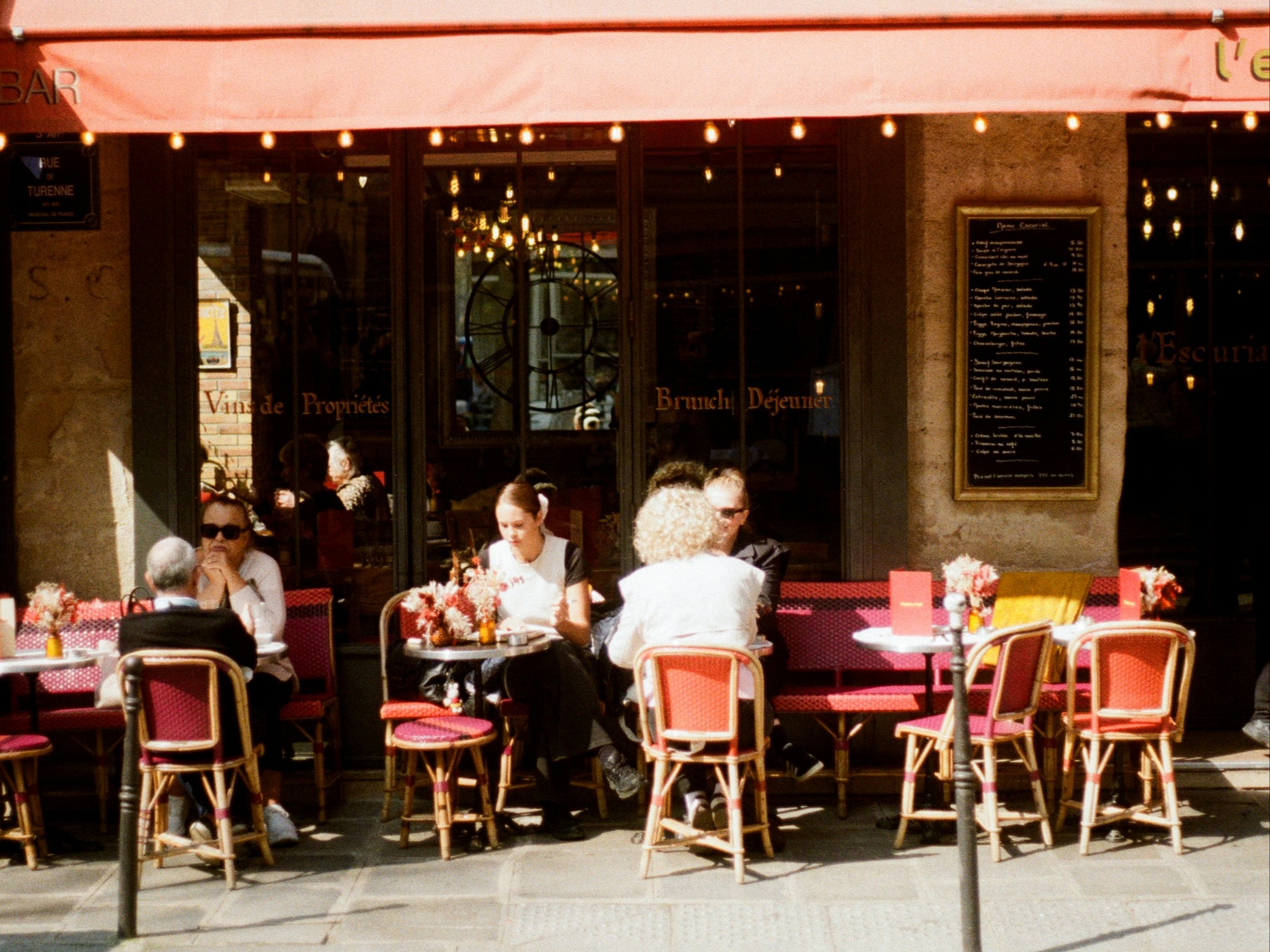 ARTICLE_QUE_FAIRE_A_PARIS_UN_DIMANCHE_listing