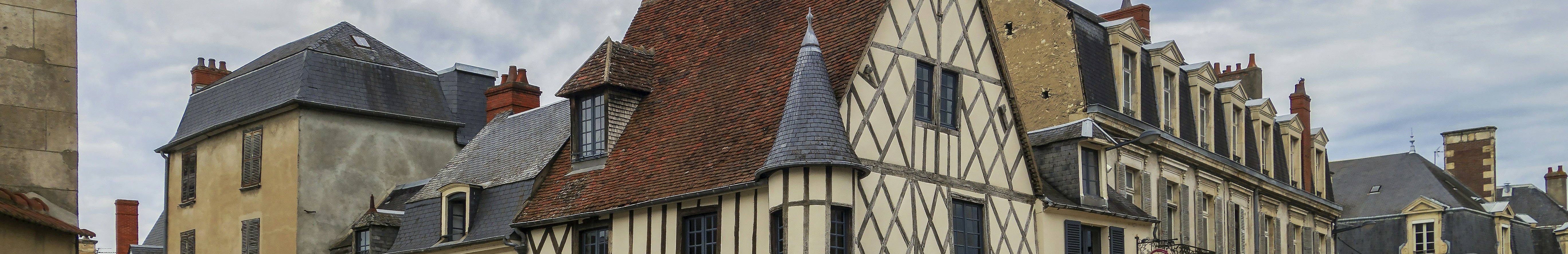 Bâtiment en pan de bois.