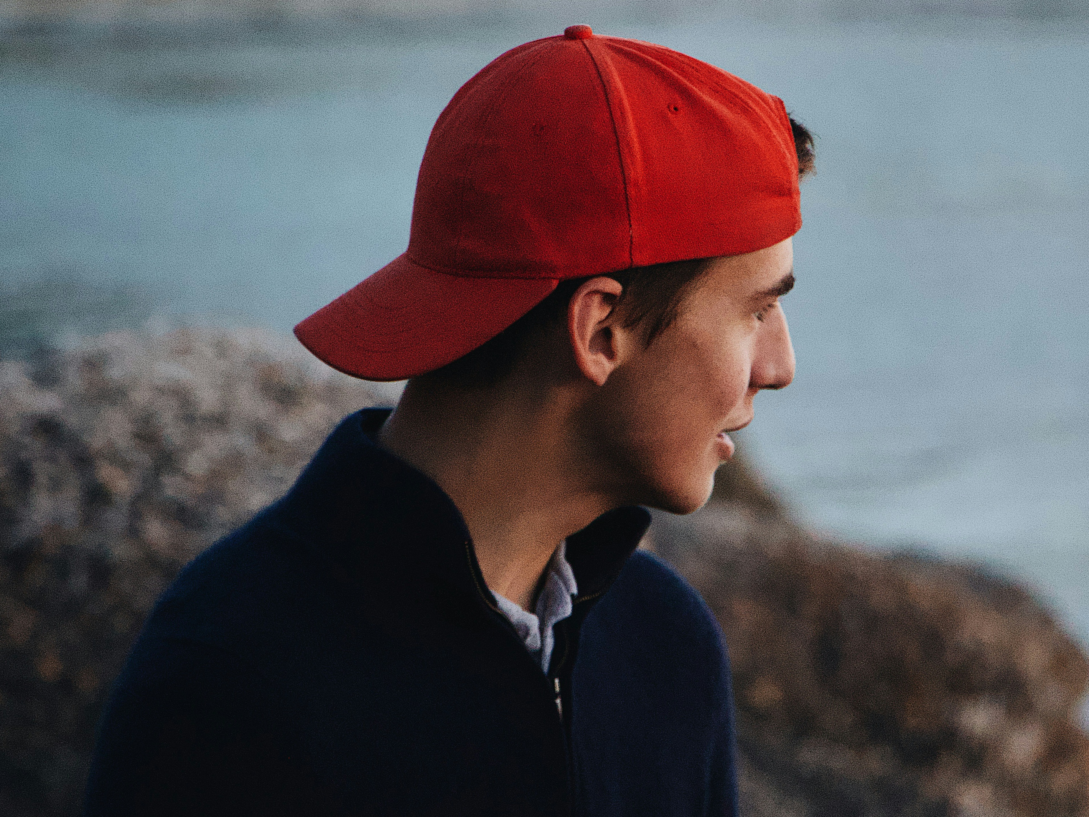 ARTICLE_COMMENT_PORTER_UNE_CASQUETTE_banner