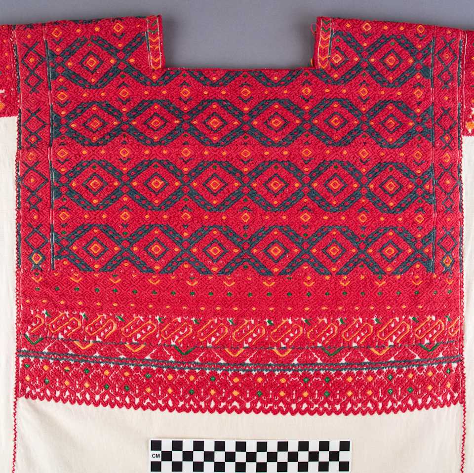 collections/objects/shirt-a77-1-5