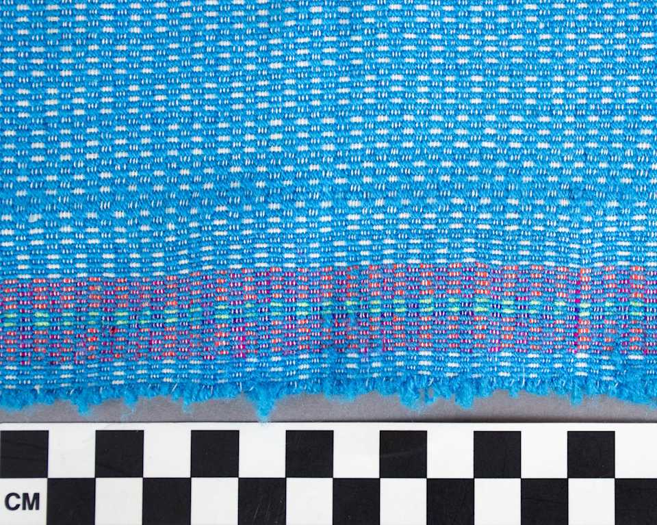 collections/objects/shawl-a89-1-15