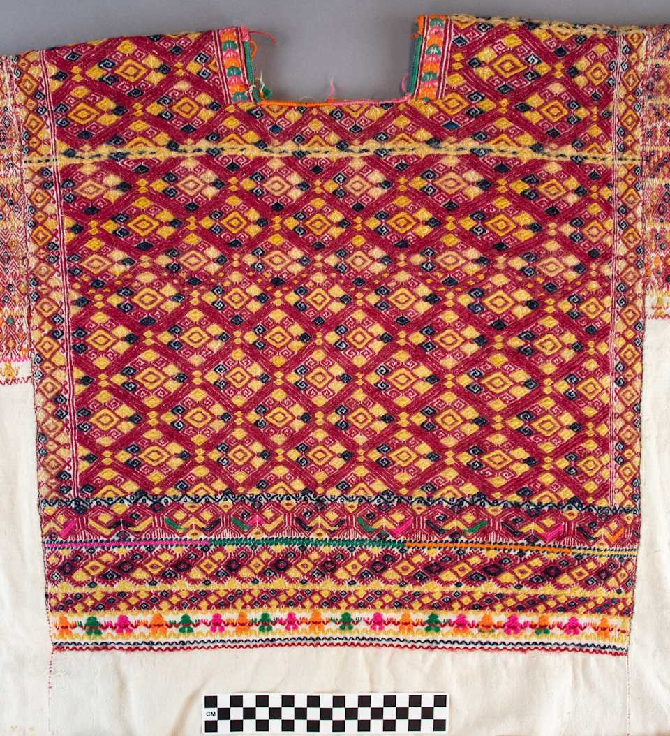 collections/objects/shirt-a79-1-18