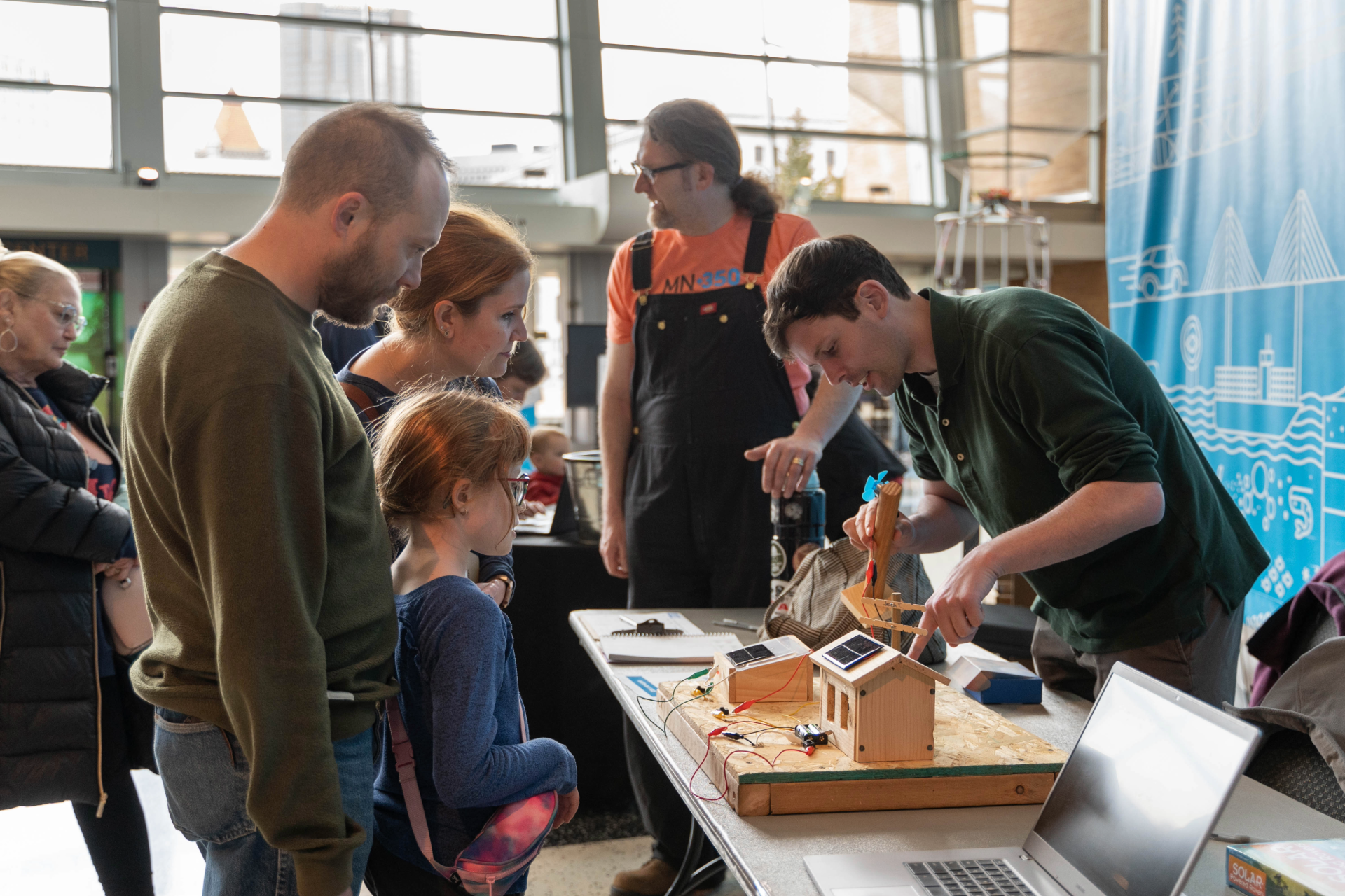 At the Science Museum of Minnesota’s Earth Day event on April 20, visitors will explore
engineering and Earth systems dynamics and hear from community partners who advocating for
change.