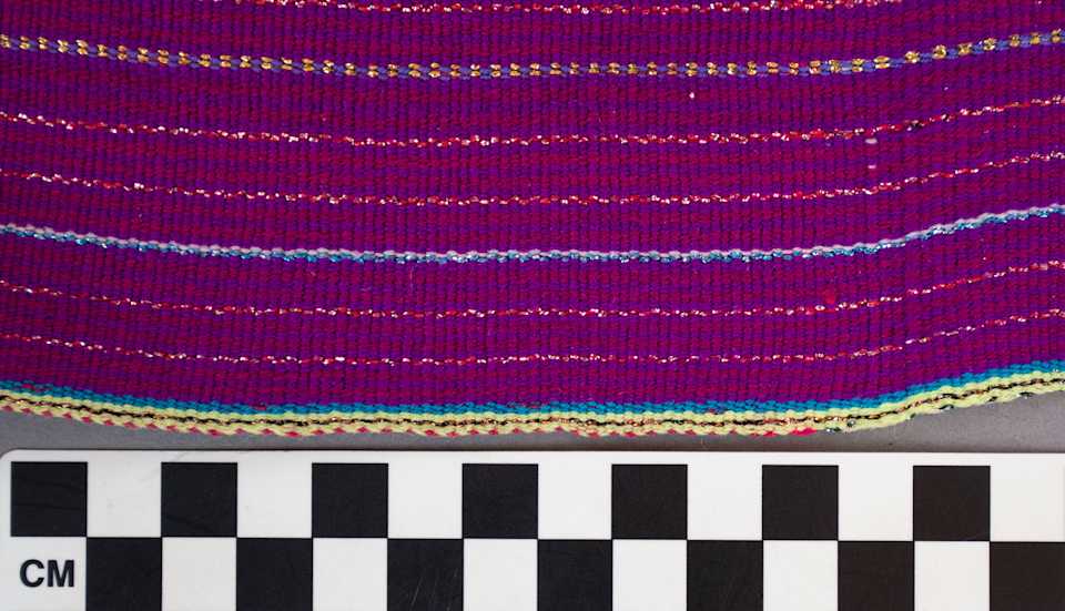 collections/objects/shawl-a97-8-2