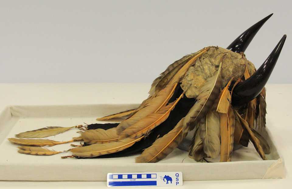 collections/objects/headdress-61-1483