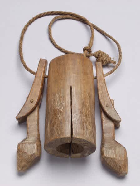 collections/objects/bell-a88-1-109