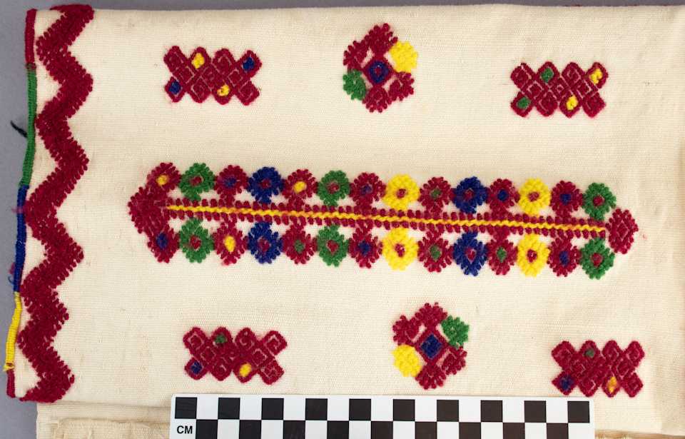 collections/objects/shirt-a77-1-46