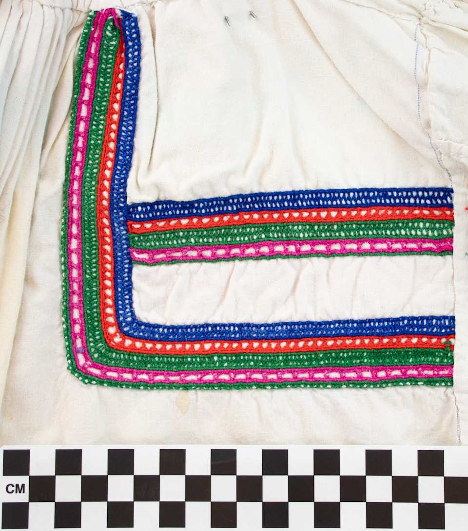 collections/objects/shirt-a79-1-33