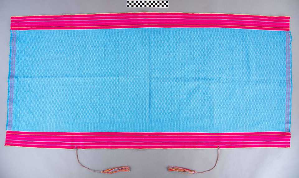 collections/objects/shawl-a89-1-15