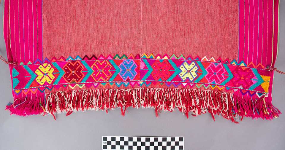 collections/objects/tunic-a89-1-16