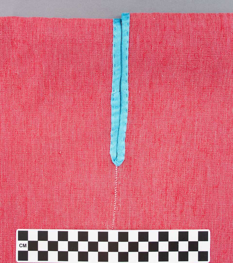 collections/objects/tunic-a89-1-16