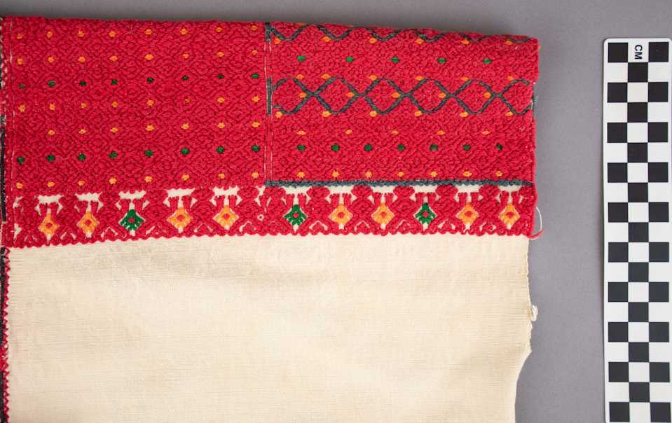 collections/objects/shirt-a77-1-5