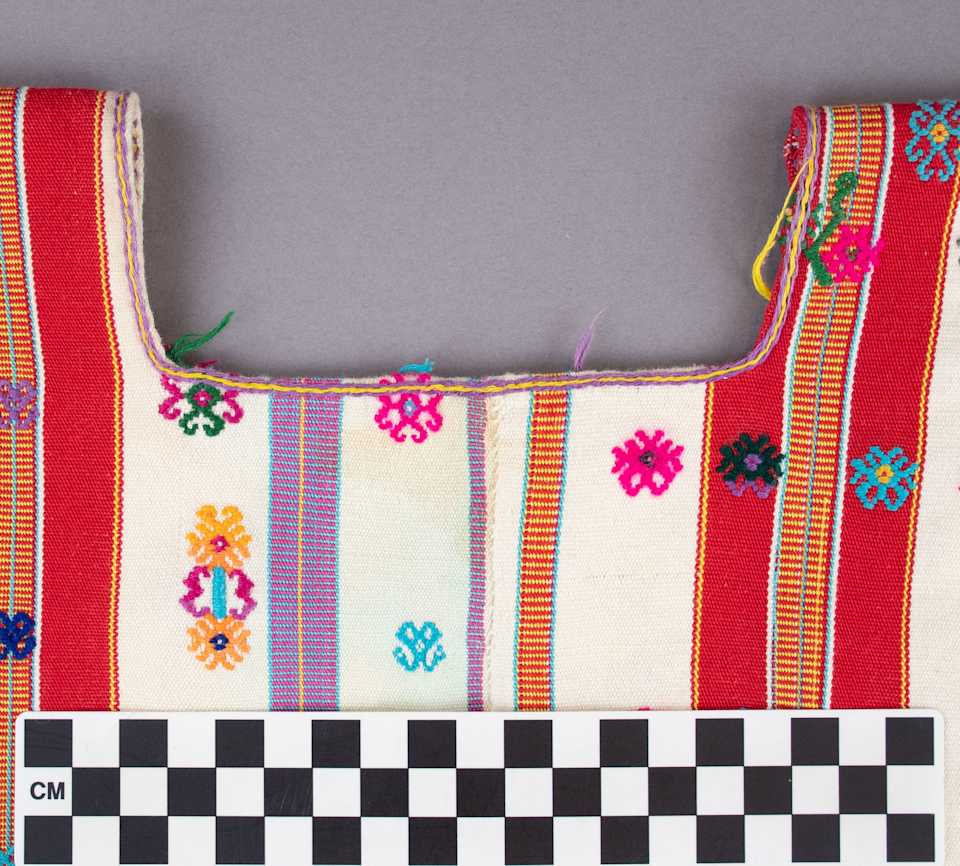 collections/objects/shirt-a77-1-9