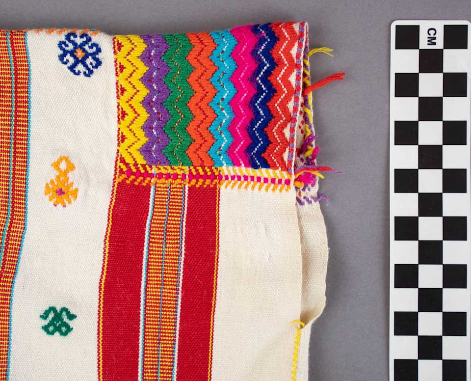 collections/objects/shirt-a77-1-9