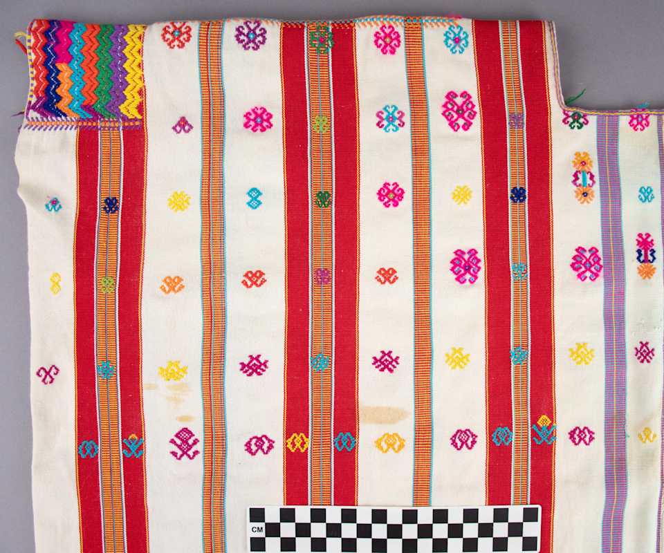 collections/objects/shirt-a77-1-9