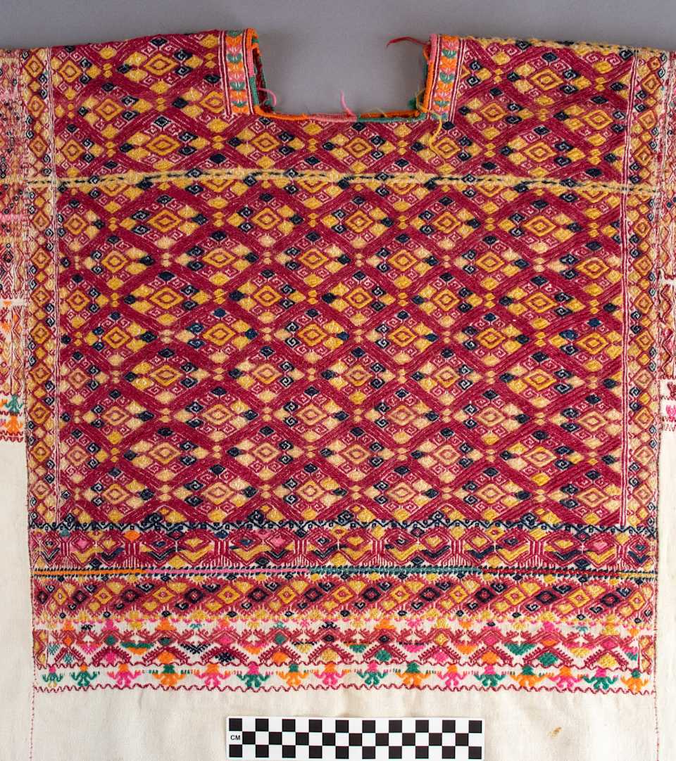 collections/objects/shirt-a79-1-18