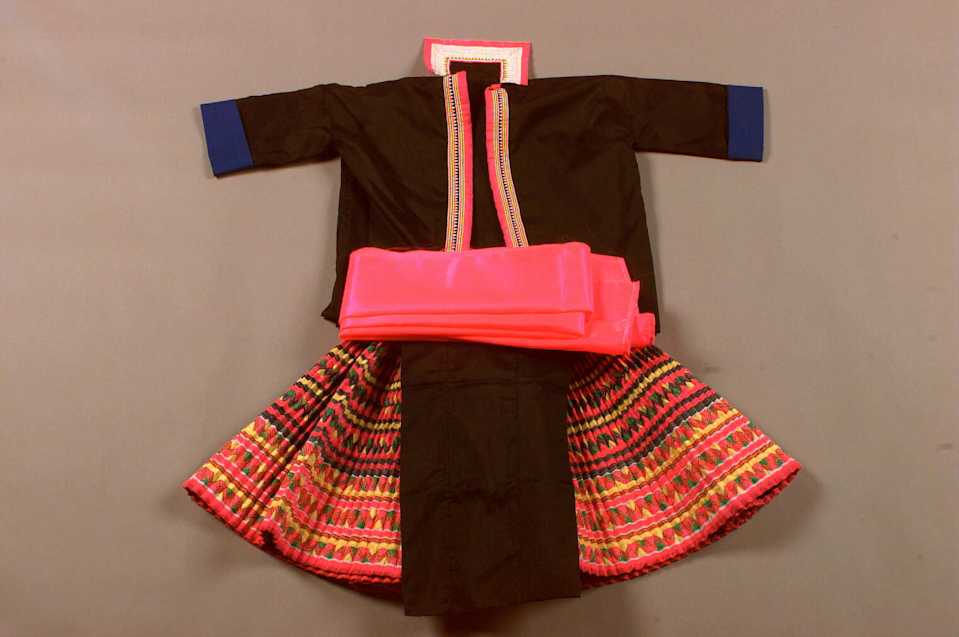 collections/objects/jacket-a87-8-23b