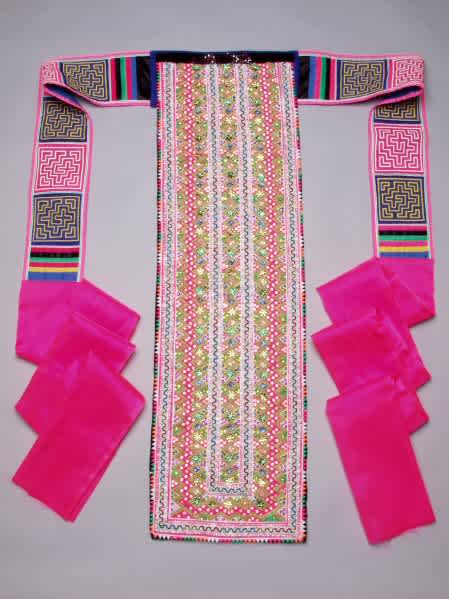 collections/objects/apron-a90-3-1