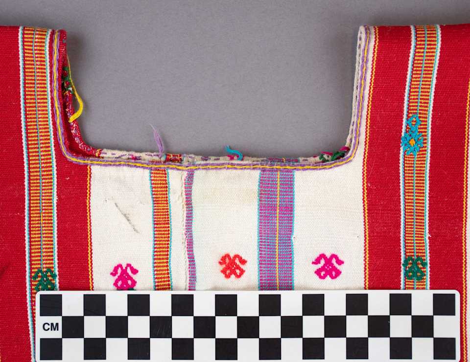 collections/objects/shirt-a77-1-9