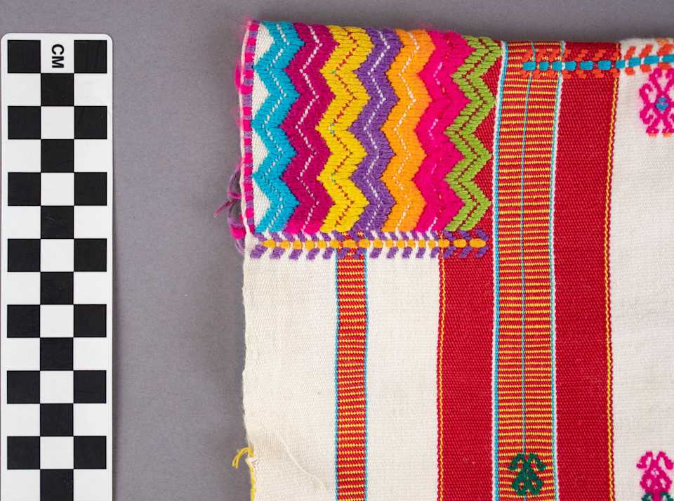 collections/objects/shirt-a77-1-9