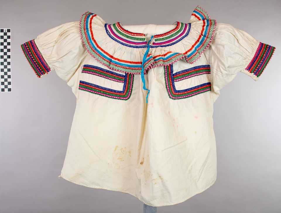 collections/objects/shirt-a79-1-33