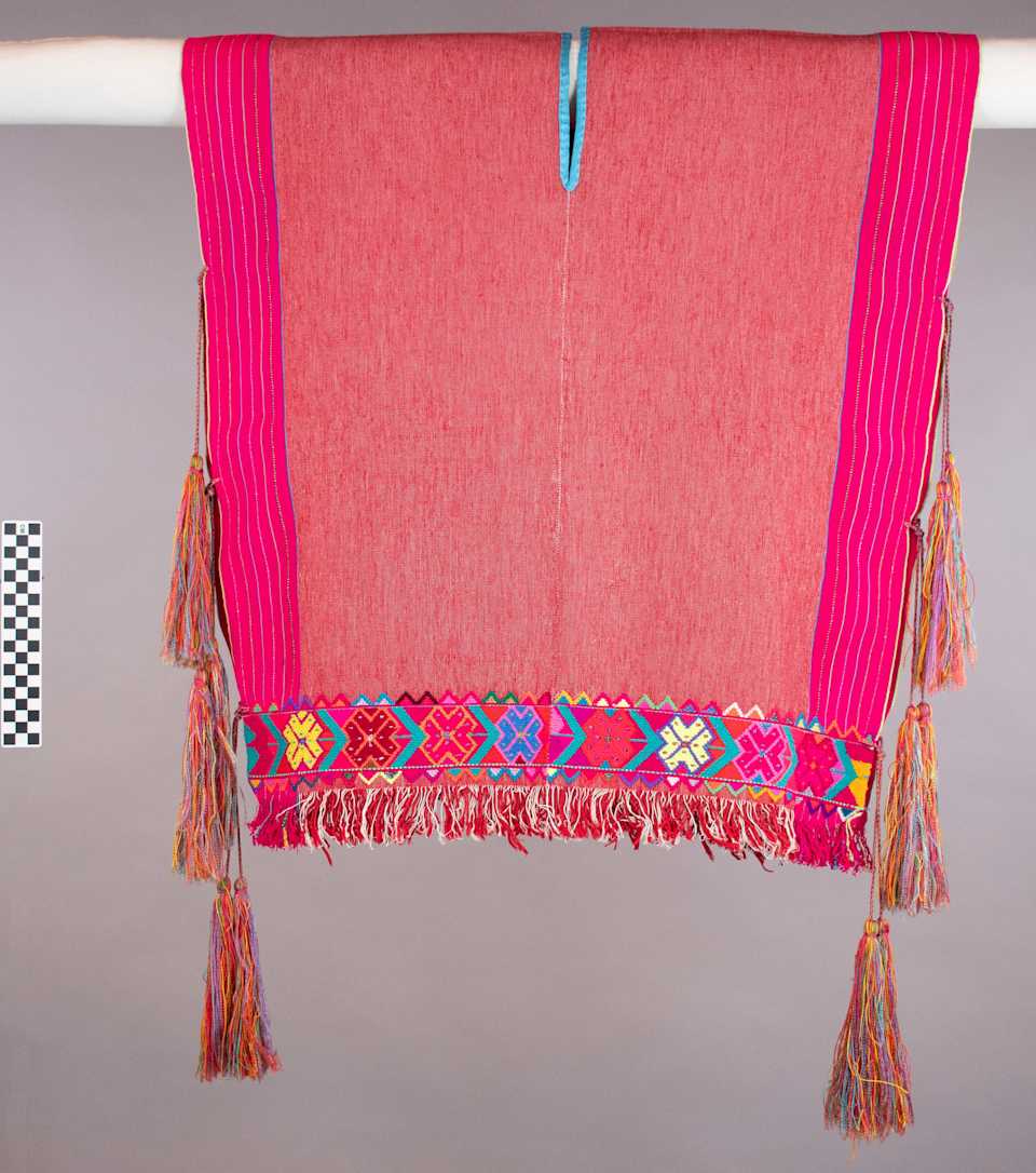 collections/objects/tunic-a89-1-16