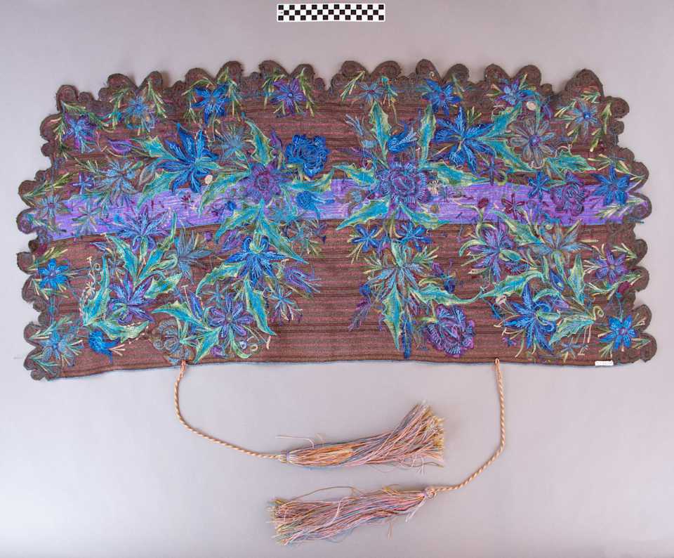 collections/objects/shawl-a2013-1-5