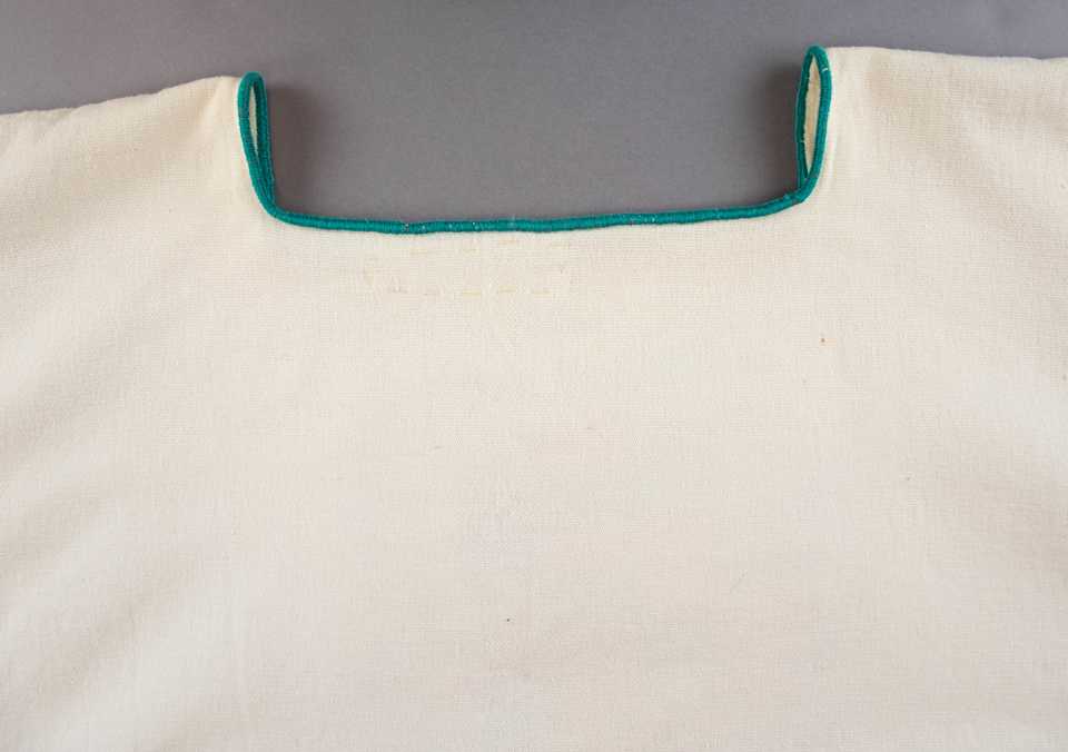 collections/objects/shirt-a77-1-136