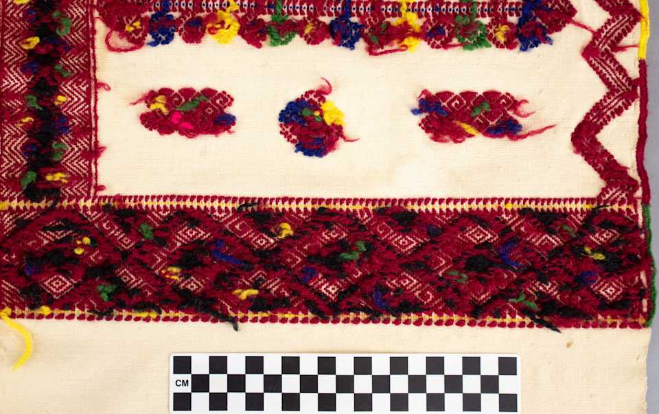 collections/objects/shirt-a77-1-46