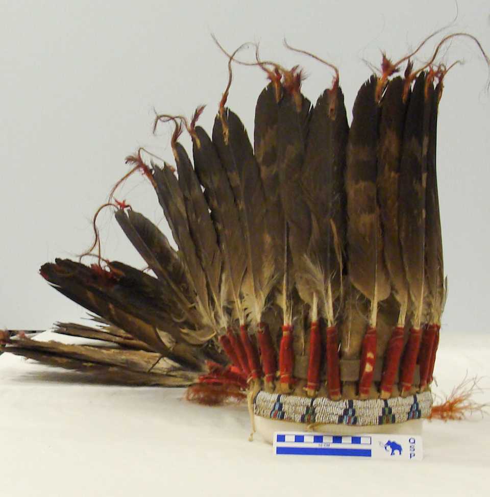collections/objects/headdress-a80-19-2