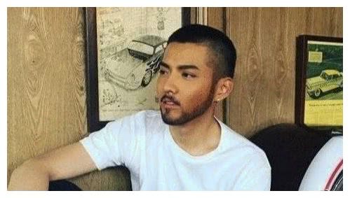 Here’s Your Favorite Chinese Heartthrobs Rocking Beards | Hotpot TV