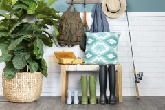 Entryway with bench and coat rack
