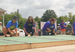 'I never thought I could do some of the stuff I have begun to do' | Blount County mom puts in work at Alcoa Habitat for Humanity home site