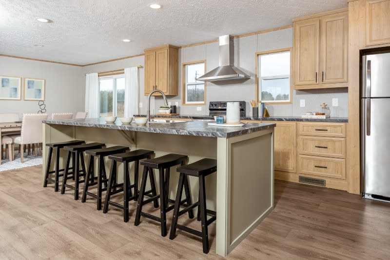 Manufactured Home Kitchen Features l Clayton Studio