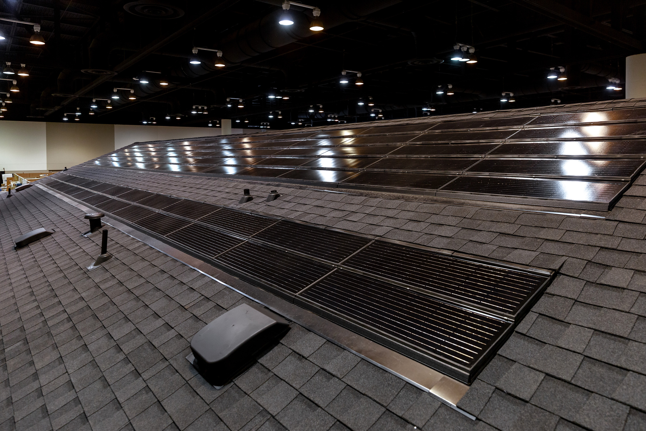 Solar shingles on top of a Clayton Built manufactured home