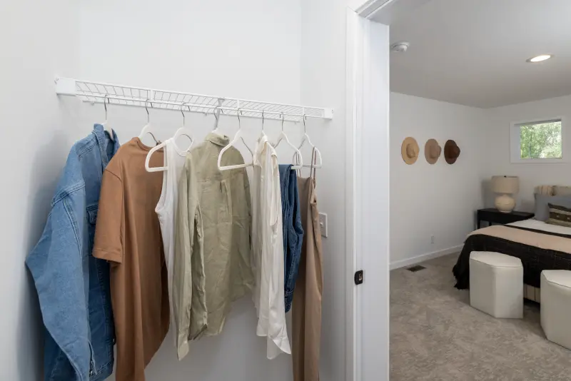 Organize Your Life: Maximizing Closet Space