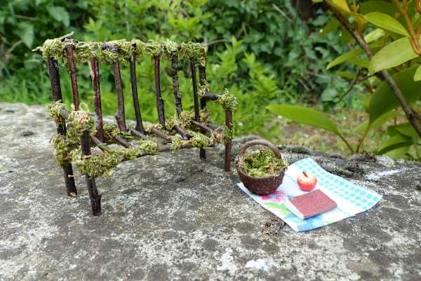 Miniature Picnic Set with Bench